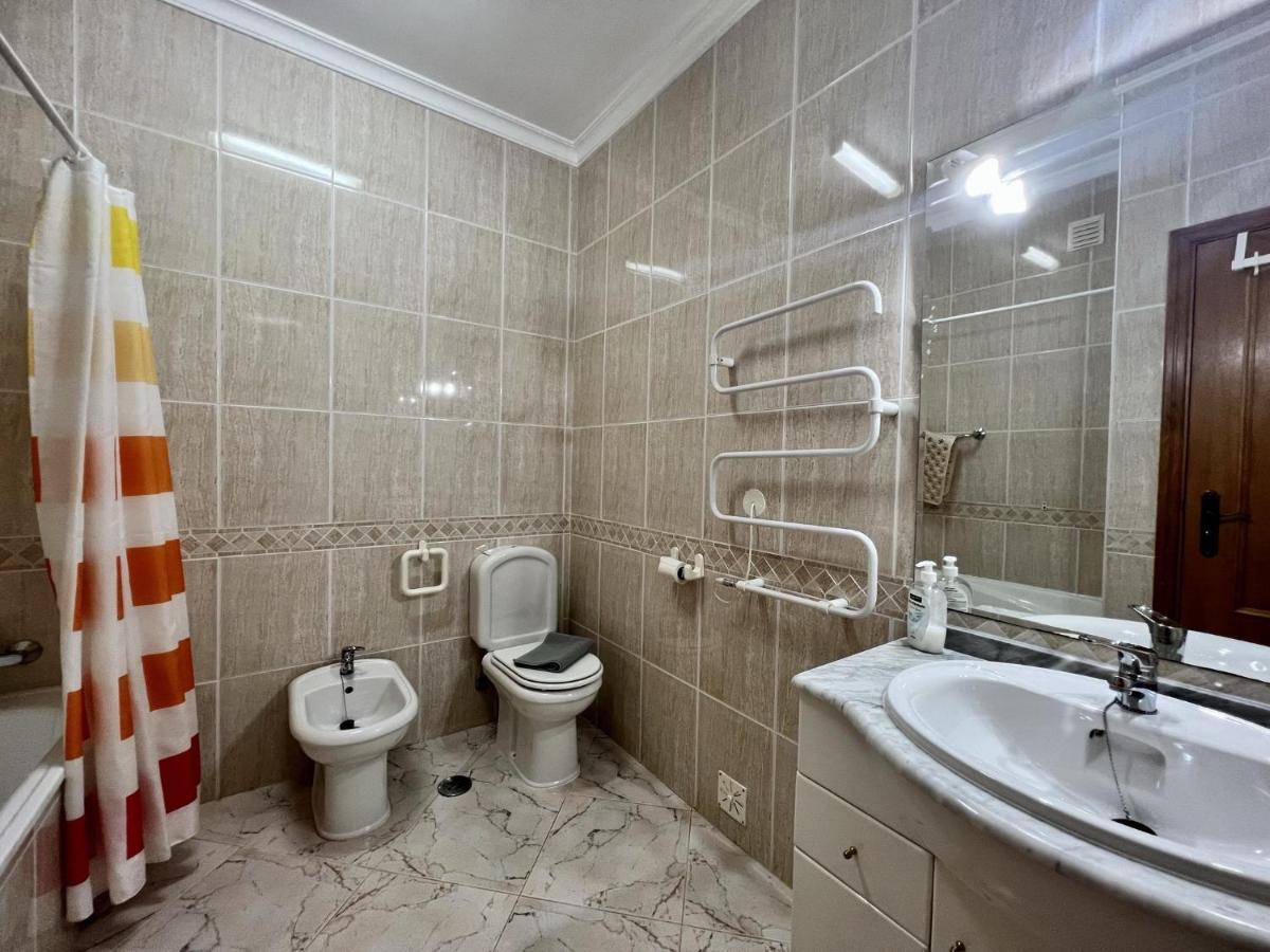 Quarteira Elegant With Pool By Homing Apartment Bagian luar foto